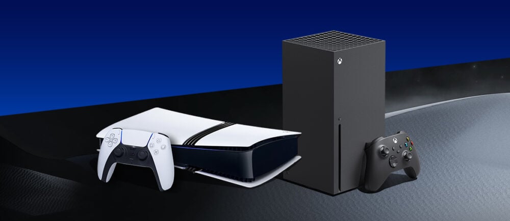 Xbox vs PlayStation Blog Titelbild mit den Konsolen abgebildet.